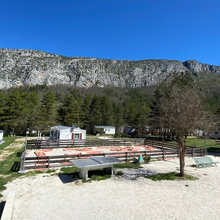 Mobilhome Comfort A La Montagne Saint-Auban  外观 照片