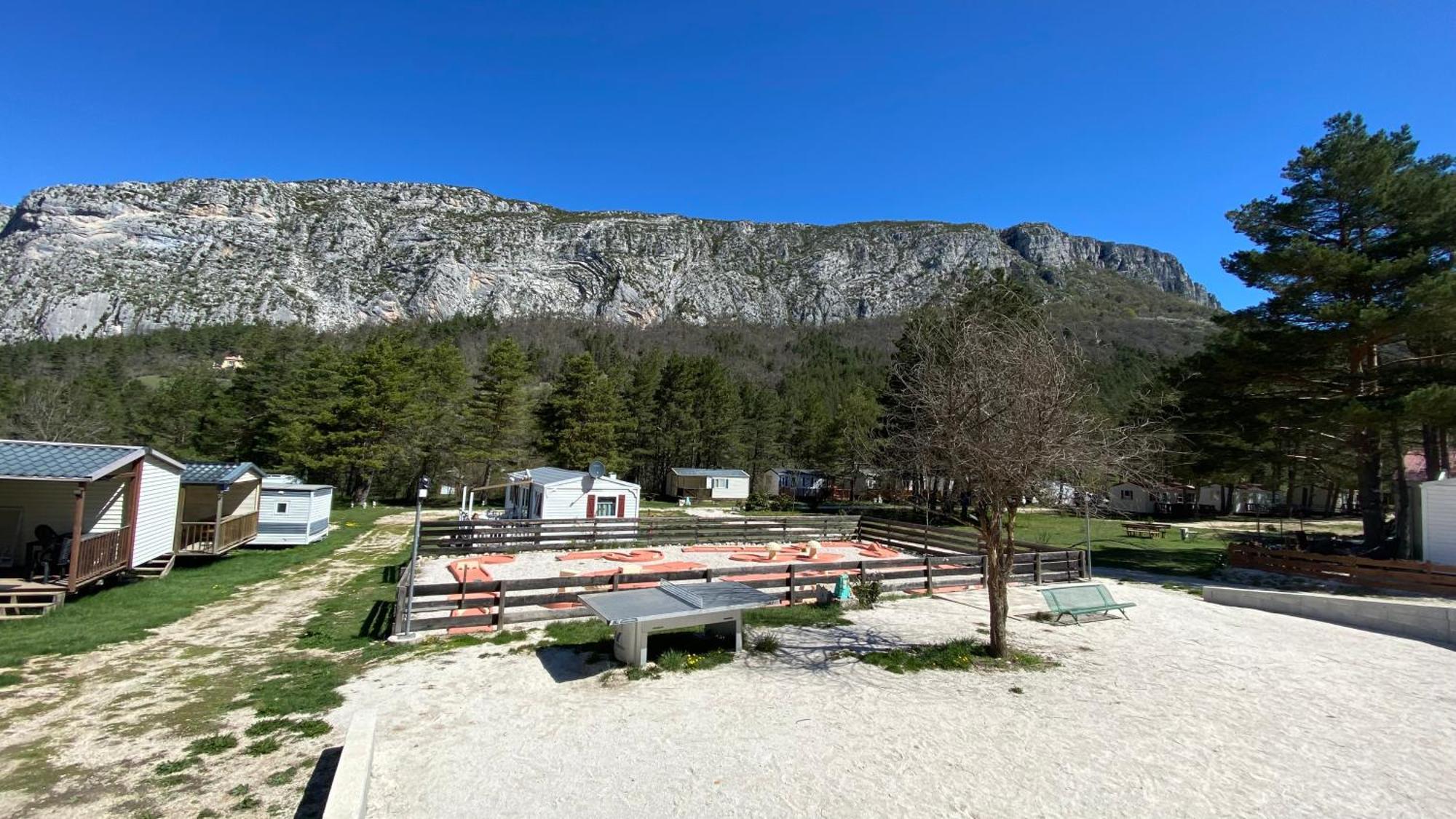 Mobilhome Comfort A La Montagne Saint-Auban  外观 照片
